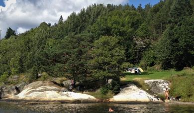 svaberg at Slerva bathing place by Hellefjorden