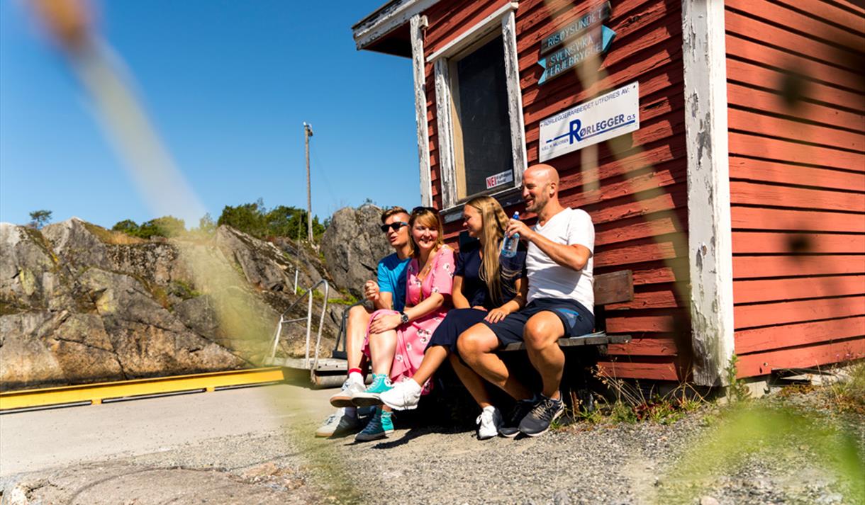 Group of friends on Siktesøya