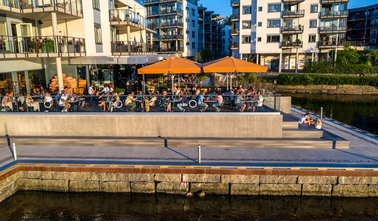 terrace at Øya Spiseri in Porsgrunn