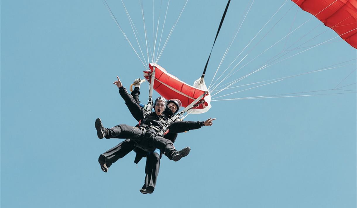 Tandem jump with Grenland Parachute Club